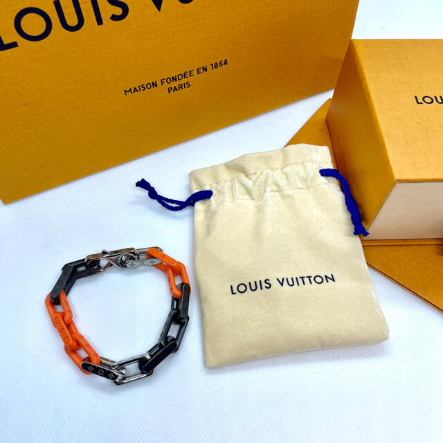LOUIS VUITTON(ルイヴィトン)の新品 Mサイズ LOUIS VUITTON ブラスレ・モノグラム チェーン メンズのアクセサリー(ブレスレット)の商品写真
