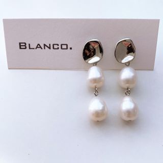 アドーア(ADORE)のBlanco. シルバー　チタン　バロックパールピアス　メルティラウンド(ピアス)