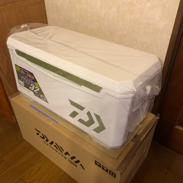 DAIWA(ダイワ)の【新品】 現行モデル  ライトトランクα  ZSS3200 ダイワ DAIWA スポーツ/アウトドアのフィッシング(その他)の商品写真