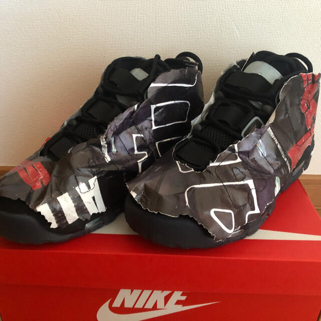 NIKE AIR MORE UPTEMPO  MADE YOU LOOK