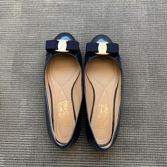 Ferragamo(フェラガモ)のFERRAGAMO フラットシューズ　6.5 キッズ/ベビー/マタニティのベビー靴/シューズ(~14cm)(フラットシューズ)の商品写真