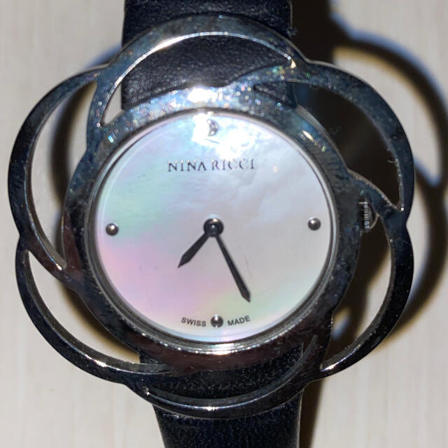 ニナリッチ　腕時計 2