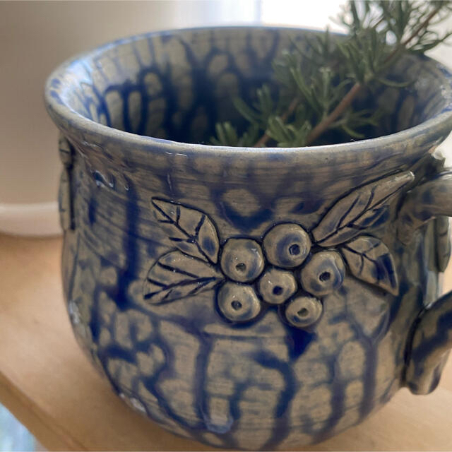 Anthropologie ブルーベリー 花瓶 ハンドメイド 陶芸の通販 By Kimi S Pottery アンソロポロジーならラクマ