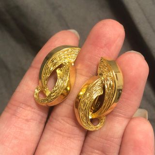 エイボン(AVON)のvintage gold 80s earring ヴィンテージ イヤリング(イヤリング)