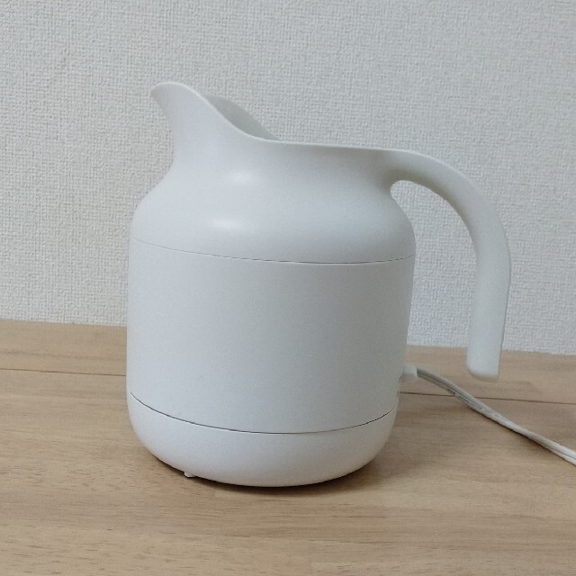 MUJI (無印良品)(ムジルシリョウヒン)のボノボ様専用_無印良品電気ケトル0.5L スマホ/家電/カメラの生活家電(電気ケトル)の商品写真