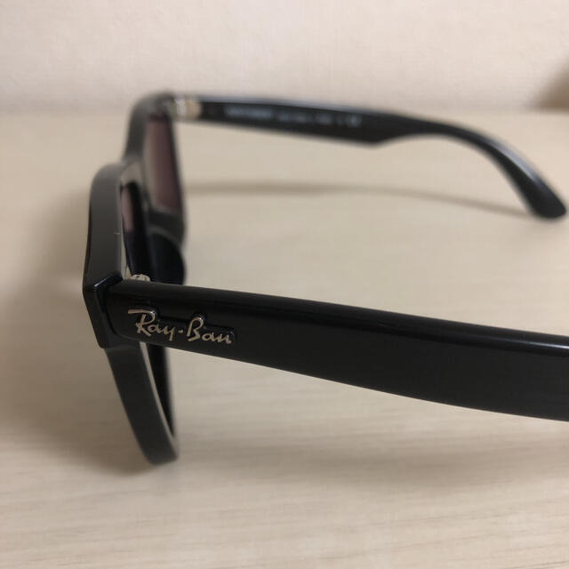 Ray-Ban(レイバン)のRay-Ban WAYFARER サングラス サイズ52 メンズのファッション小物(サングラス/メガネ)の商品写真