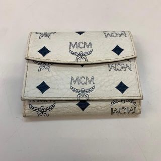 エムシーエム(MCM)のMCM 二つ折り財布　本物　中古(折り財布)