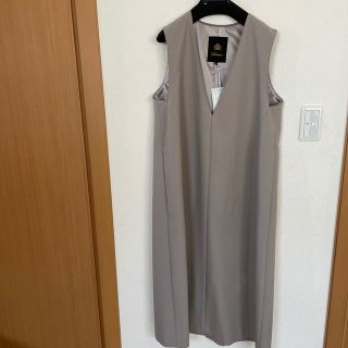 Drawer ウールVネックノースリーブワンピース
