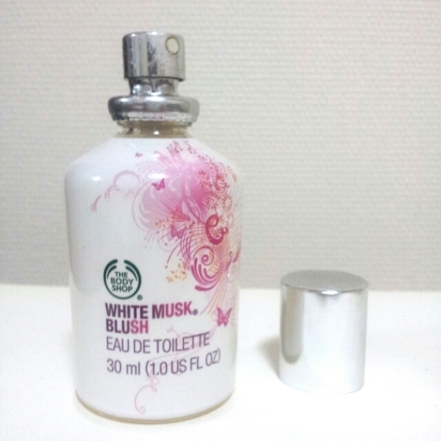 THE BODY SHOP(ザボディショップ)のボディショップ　ホワイトムスク　香水 コスメ/美容の香水(香水(女性用))の商品写真