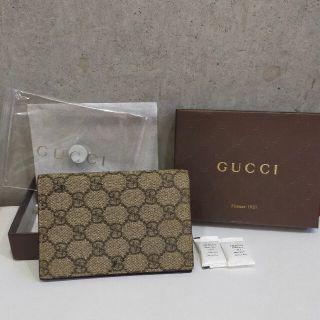 グッチ(Gucci)のえるもさん専用★GUCCI★パスポートケース(旅行用品)