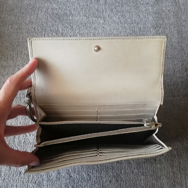 Gucci(グッチ)のGUCCIの4年前の財布です。 レディースのファッション小物(財布)の商品写真