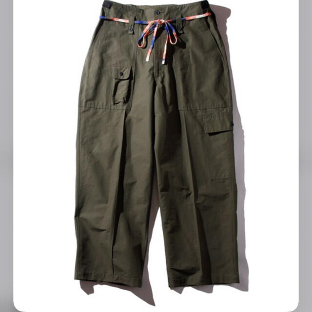 COMOLI(コモリ)の58%オフ　F/CE. 60/40 RECYCLE UK CARGO PANTS メンズのパンツ(ワークパンツ/カーゴパンツ)の商品写真