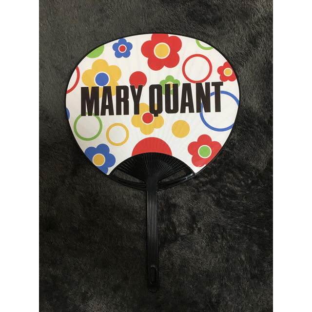 MARY QUANT(マリークワント)の非売品♡マリクワ　うちわ エンタメ/ホビーのコレクション(ノベルティグッズ)の商品写真