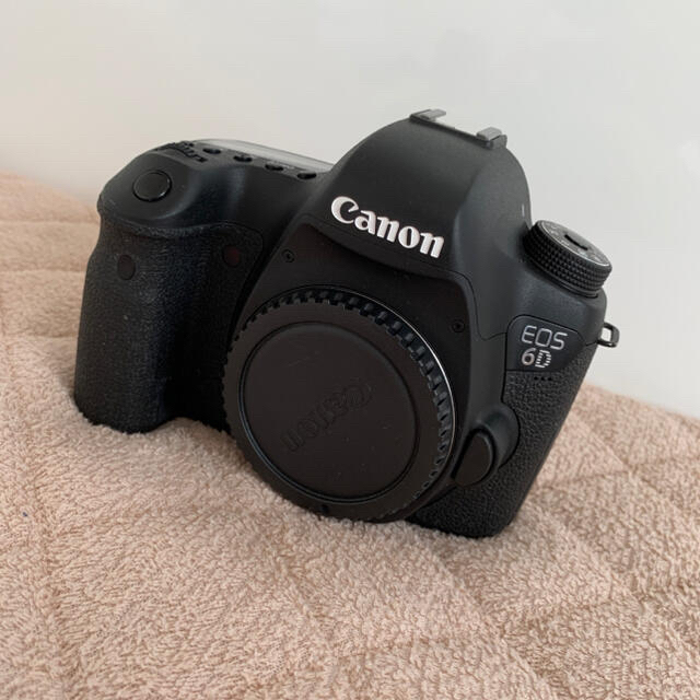 Canon EOS 6D mark II ボディ //シャッター数約13,000