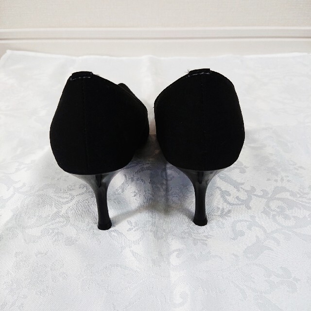ERICA パンプス 黒 (22.5センチ) レディースの靴/シューズ(ハイヒール/パンプス)の商品写真