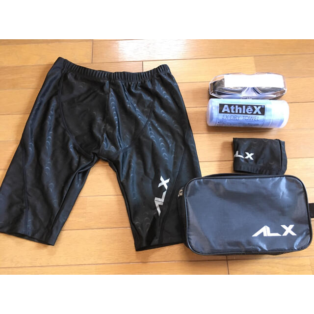 AthleX  水着  ゴーグル スイムキャップ セイムタオル  セット  L  メンズの水着/浴衣(水着)の商品写真