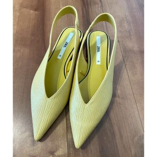 ザラ(ZARA)のZARAパンプス　サイズ38  試着のみ美品⭐︎(ハイヒール/パンプス)