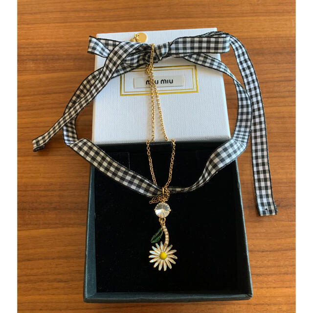 正規 miumiu リボンネックレスチョーカー デイジー 美品 - ネックレス