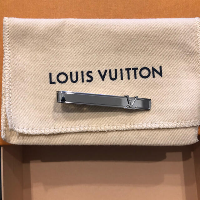 LOUIS VUITTON(ルイヴィトン)の《週末限定値下げ》LOUIS VUITTON  ネクタイピン メンズのファッション小物(ネクタイピン)の商品写真