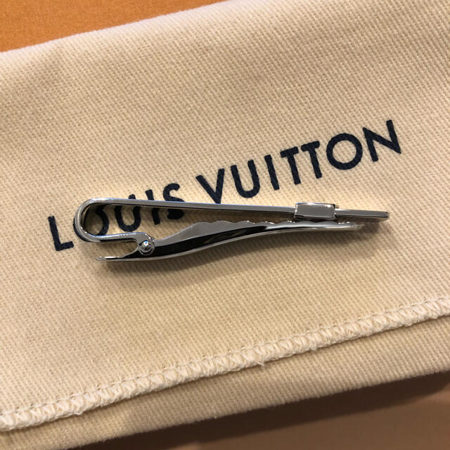 LOUIS VUITTON(ルイヴィトン)の《週末限定値下げ》LOUIS VUITTON  ネクタイピン メンズのファッション小物(ネクタイピン)の商品写真