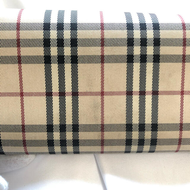 BURBERRY(バーバリー)の美品⭐️バーバリー ノバチェック ロゴ刻印 がま口 ダークブラウン 長財布 レディースのファッション小物(財布)の商品写真