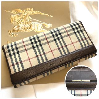 バーバリー(BURBERRY)の美品⭐️バーバリー ノバチェック ロゴ刻印 がま口 ダークブラウン 長財布(財布)