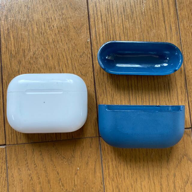 airpods pro 充電ケース　ハードカバー付き 2