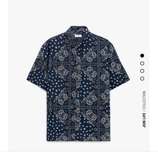 ザラ(ZARA)のZara バンダナプリント柄Tシャツ(シャツ)