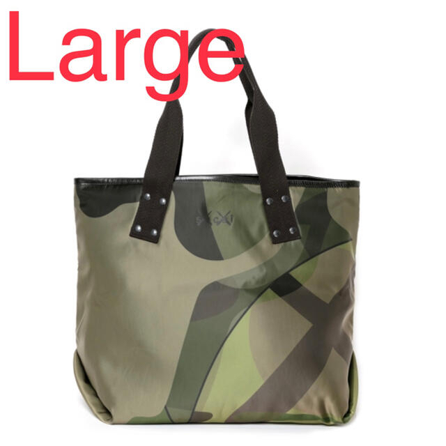 sacai x KAWS / Tote Large camouflage