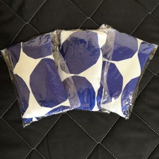 マリメッコ(marimekko)のマリメッコ フィンエアー ポーチ3個 Marimekko for Finnair(旅行用品)