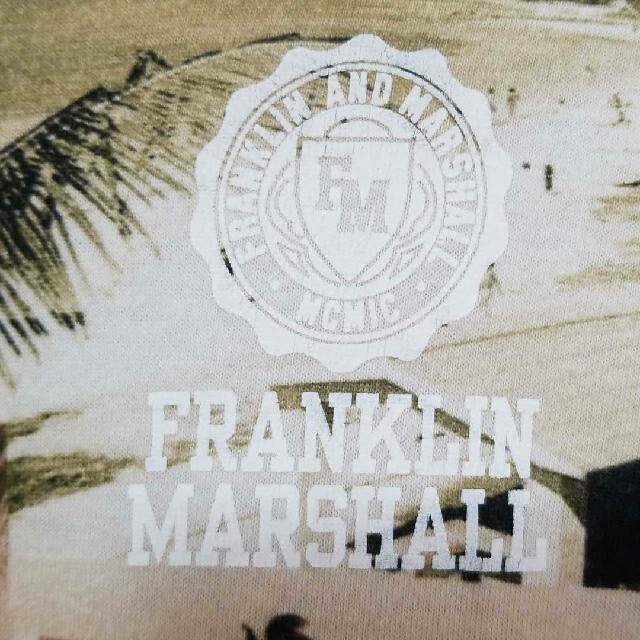 FRANKLIN&MARSHALL(フランクリンアンドマーシャル)のフランクリン　マーシャル　総柄　Tシャツ メンズのトップス(Tシャツ/カットソー(半袖/袖なし))の商品写真