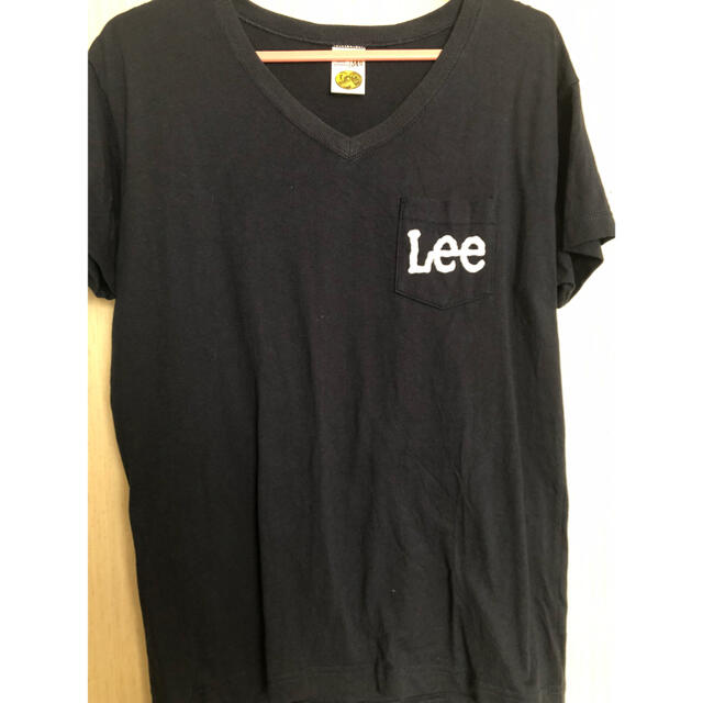 Lee(リー)のLee Tシャツ　紺色 レディースのトップス(Tシャツ(半袖/袖なし))の商品写真