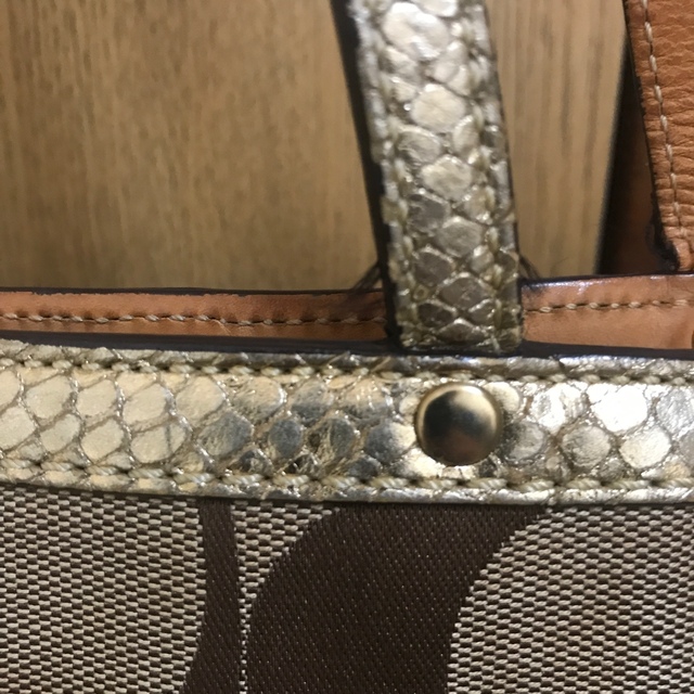 COACH(コーチ)のcoach コーチ　トートバック レディースのバッグ(トートバッグ)の商品写真