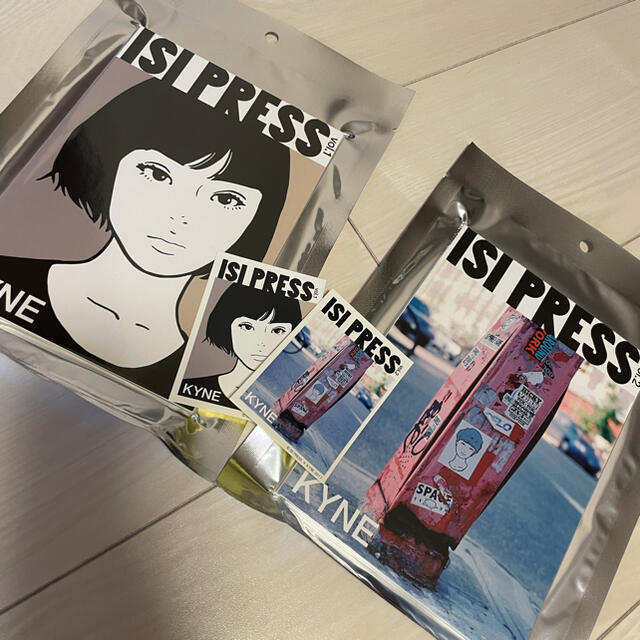 ISI PRESS vol.1&2  KYNEステッカー付き