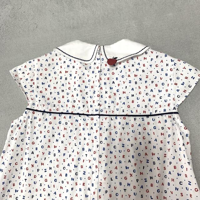 familiar(ファミリア)のfamiliar ワンピース　110 英字柄 キッズ/ベビー/マタニティのキッズ服女の子用(90cm~)(ワンピース)の商品写真