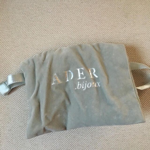 美品　ADER イヤリング