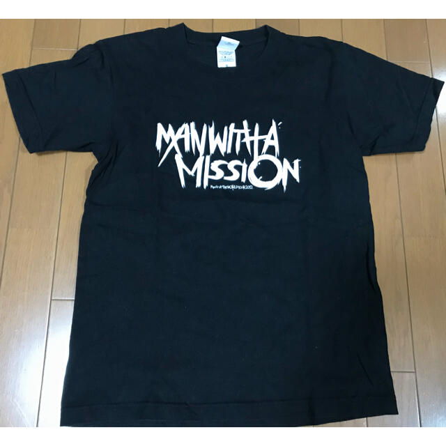 MAN WITH A MISSION(マンウィズアミッション)のマンウィズ　ライブTシャツ　Sサイズ エンタメ/ホビーのタレントグッズ(ミュージシャン)の商品写真