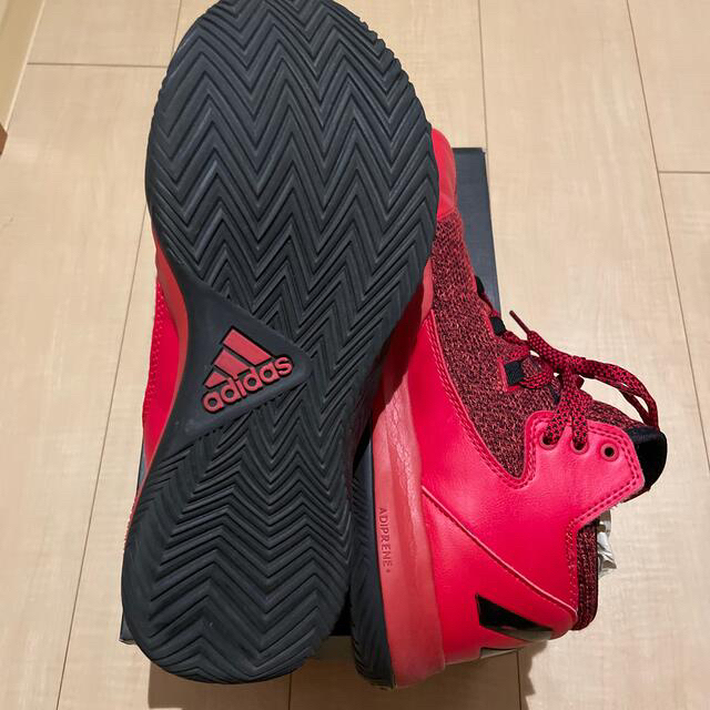 adidas(アディダス)の☆値下げ☆adidas D ROSE MENACE 2 26.0 スポーツ/アウトドアのスポーツ/アウトドア その他(バスケットボール)の商品写真