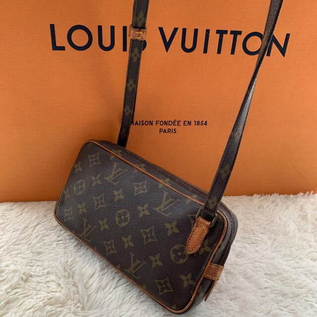 ルイヴィトンLOUIS VUITTON マルリーバンドリエール