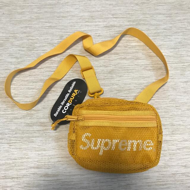 Supreme(シュプリーム)のsupreme Small Shoulder Bag Gold メンズのバッグ(ショルダーバッグ)の商品写真