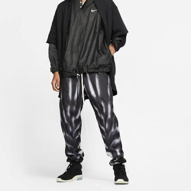 FEAR OF GOD(フィアオブゴッド)のnike × fear of god all over print pants メンズのパンツ(その他)の商品写真