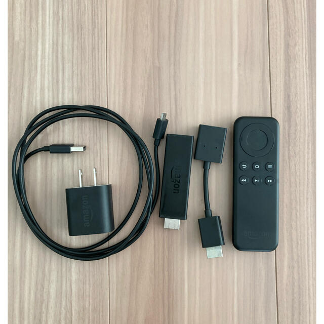 Amazon fire tv stick 第一世代 スマホ/家電/カメラのテレビ/映像機器(その他)の商品写真