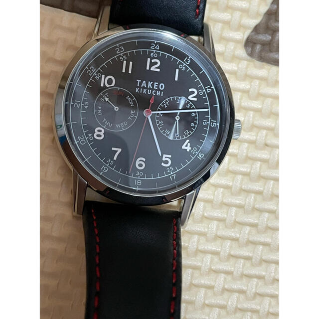 TAKEO KIKUCHI(タケオキクチ)の⭐️箱付き⭐️2カウンタークロノソーラー時計 メンズの時計(腕時計(アナログ))の商品写真