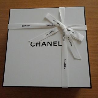 シャネル(CHANEL)の【値下げしました】★CHANELコスメ３点セット(フェイスパウダー)