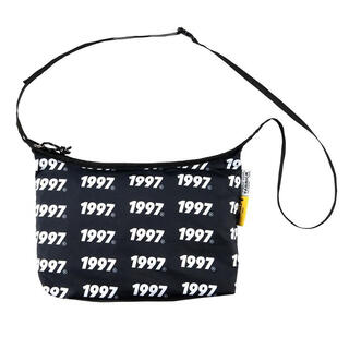 ジーディーシー(GDC)のyouth loser × FABRICK zip bag ショルダー ポーチ(ショルダーバッグ)