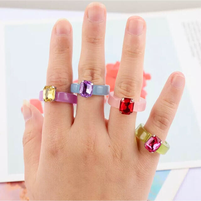 ゆうこ様 3点おまとめページ アクリルリング レディースのアクセサリー(リング(指輪))の商品写真