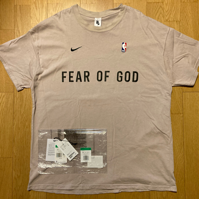 NIKE FEAR OF GOD Tシャツ XL オートミールXL肩幅