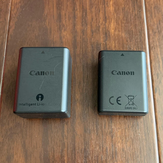 Canon(キヤノン)のCanon　ビデオカメラ　IVIS HFR30 スマホ/家電/カメラのカメラ(ビデオカメラ)の商品写真