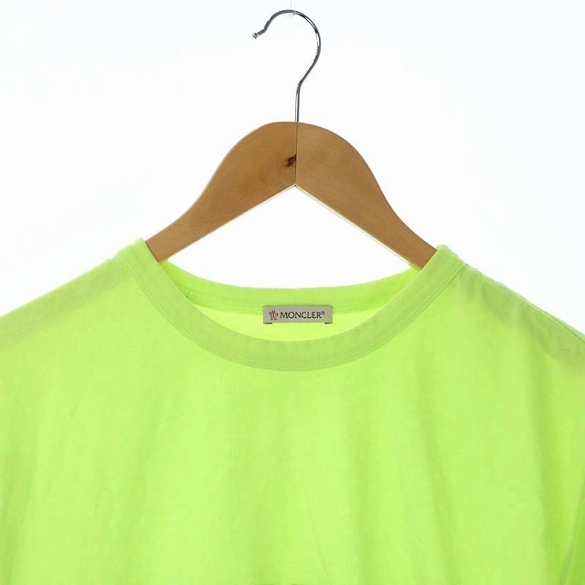 MONCLER(モンクレール)のモンクレール カットソー Tシャツ 半袖 ロゴ プリント 国内正規 XL 黄緑  メンズのトップス(Tシャツ/カットソー(半袖/袖なし))の商品写真