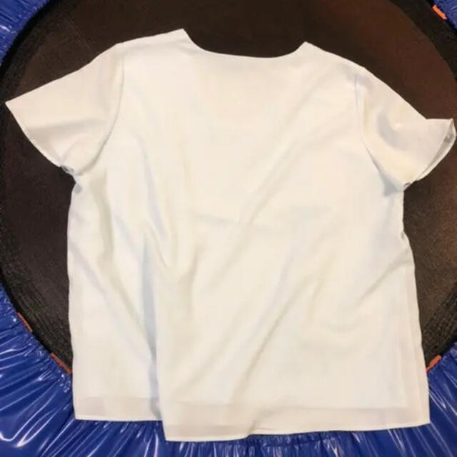 AEON(イオン)の水色 Ｖネックブラウス 半袖 レディースのトップス(シャツ/ブラウス(半袖/袖なし))の商品写真